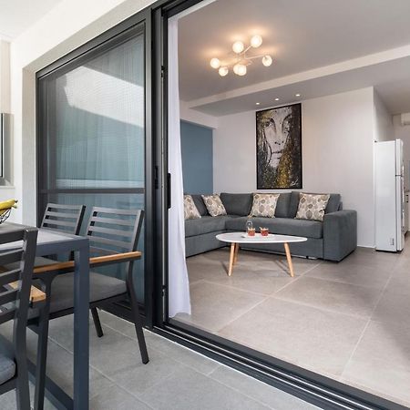 Sky Luxury Suites Sarti Esterno foto